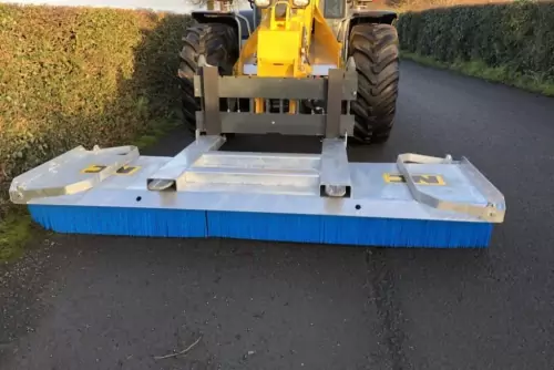 Push Brush to fit Pallet Forks